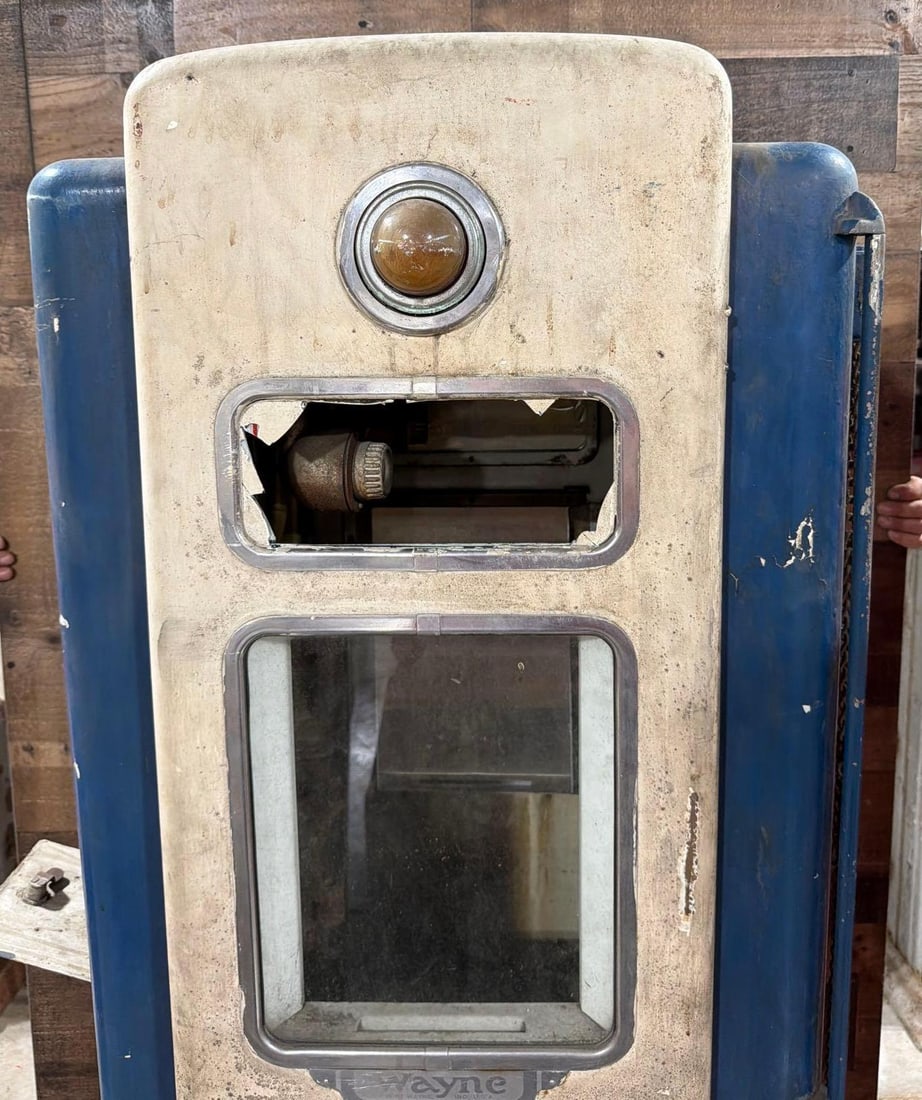Wayne Model #70 Computing Gas Pump - 2