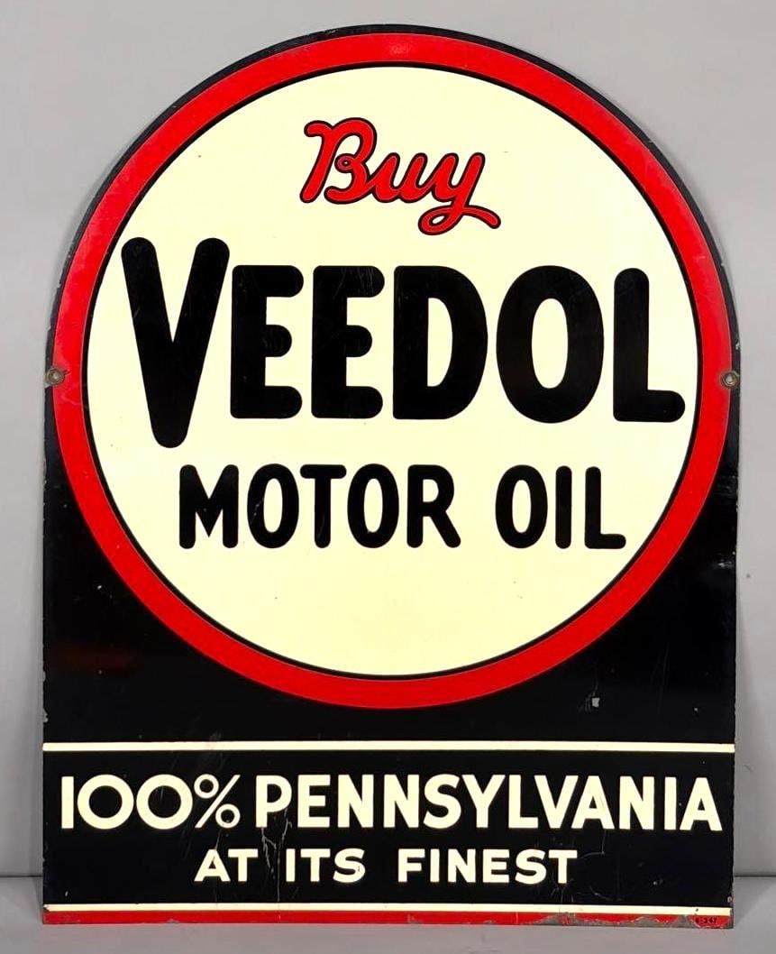 Buy Veedol Motor Oil "100% Pennsylvania" Metal Sign (TAC): rated 8.25, 34.5"x26.5", the DST tombstone shape sign, has good color and shine, has paint chips and fine scratches. Rarity 5. TAC #063695