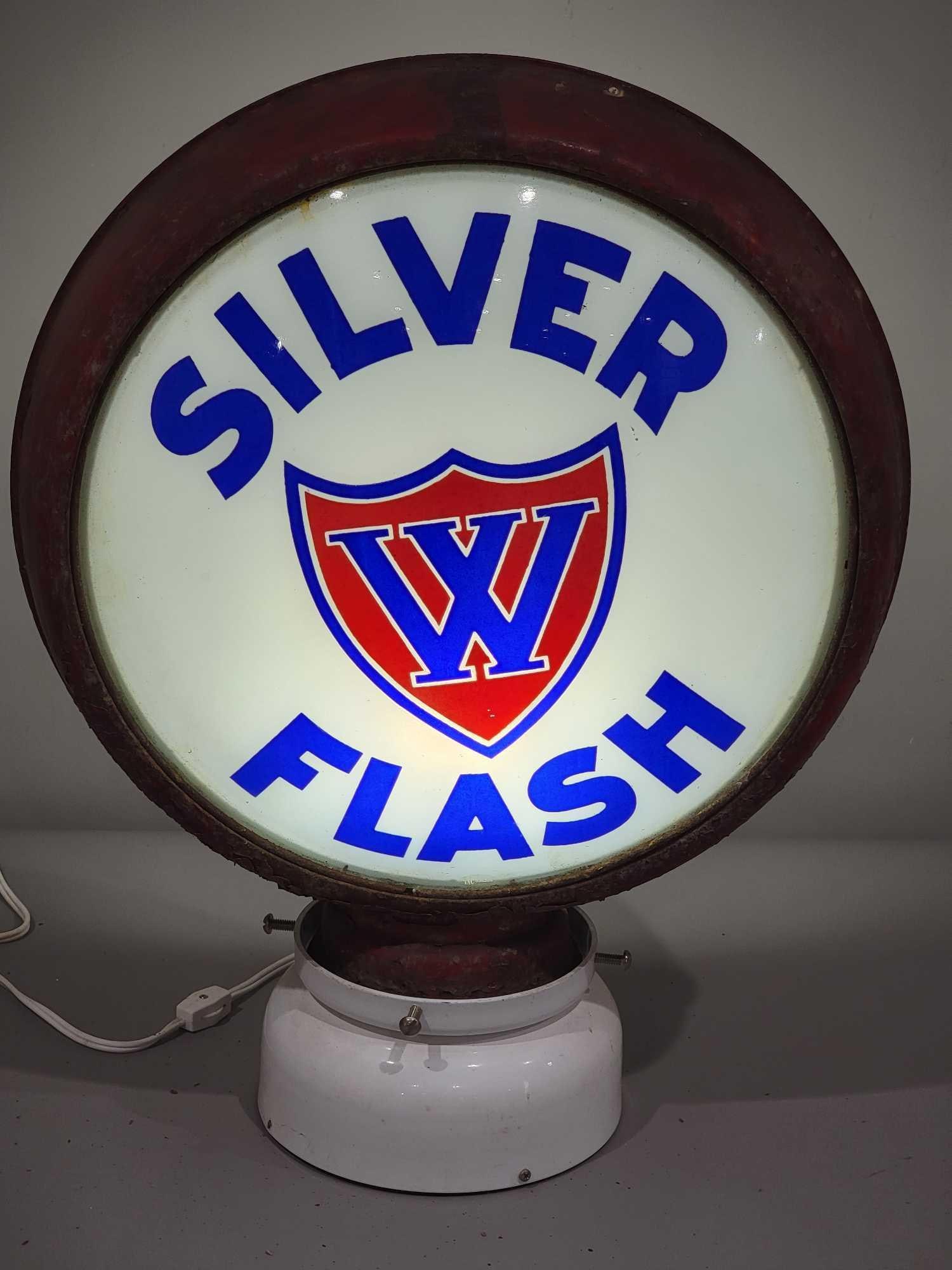 Silver Flash w/W Logo 15" Globe Lens (TAC) (1 of 3)