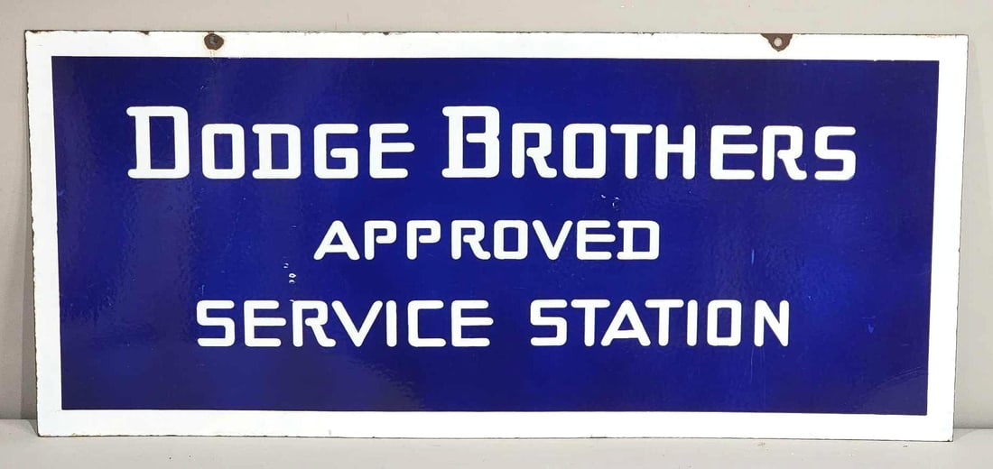 Dodge Brothers Approved Service Station Porcelain Sign (TAC): rated 8.75 & 8.5, 17.75"x40", the DSP sign has excellent color and gloss, display has tiny chips in the field, reverse has more chips, chips at the mounting holes. Rarity 5. TAC #063362