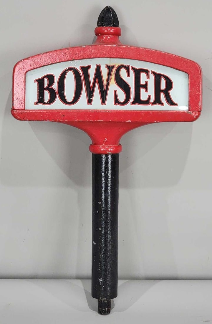 Rare Bowser Light Stand for Curb Pumps: has been restored, 23"x13.5"x4", both of the ad glass are cracked. Rarity 9.