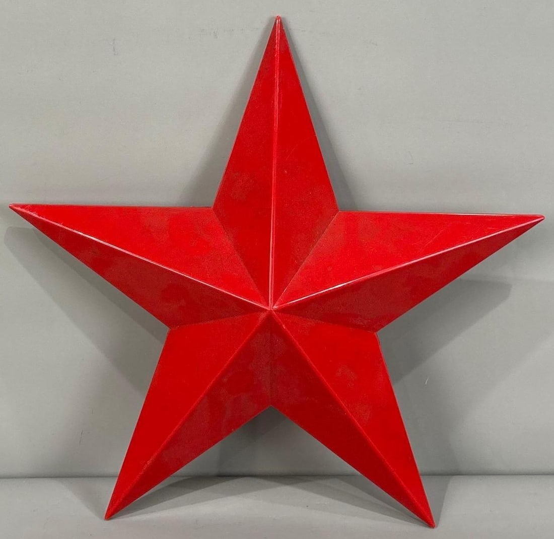 Plastic Texaco Star Sign (TAC): rated 9, 15.5"x16", the plastic star is in good condition. TAC #062901