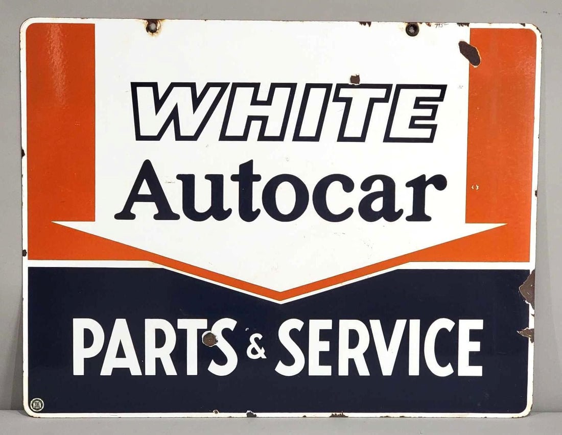 White Autocar Parts & Service Porcelain Sign (TAC): rated 8.25, 28"x36", the DSP sign has good color and gloss, has small chips and wear in the fields, chips around the perimeter. Rarity 6. TAC #063330