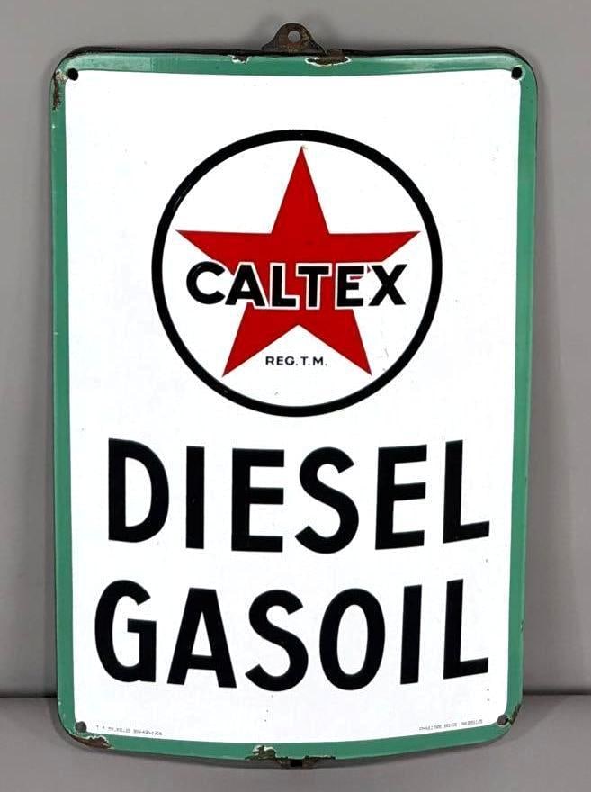 Caltex w/Star Logo Diesel Gas Oil Porcelain Sign (TAC) (1 of 4)