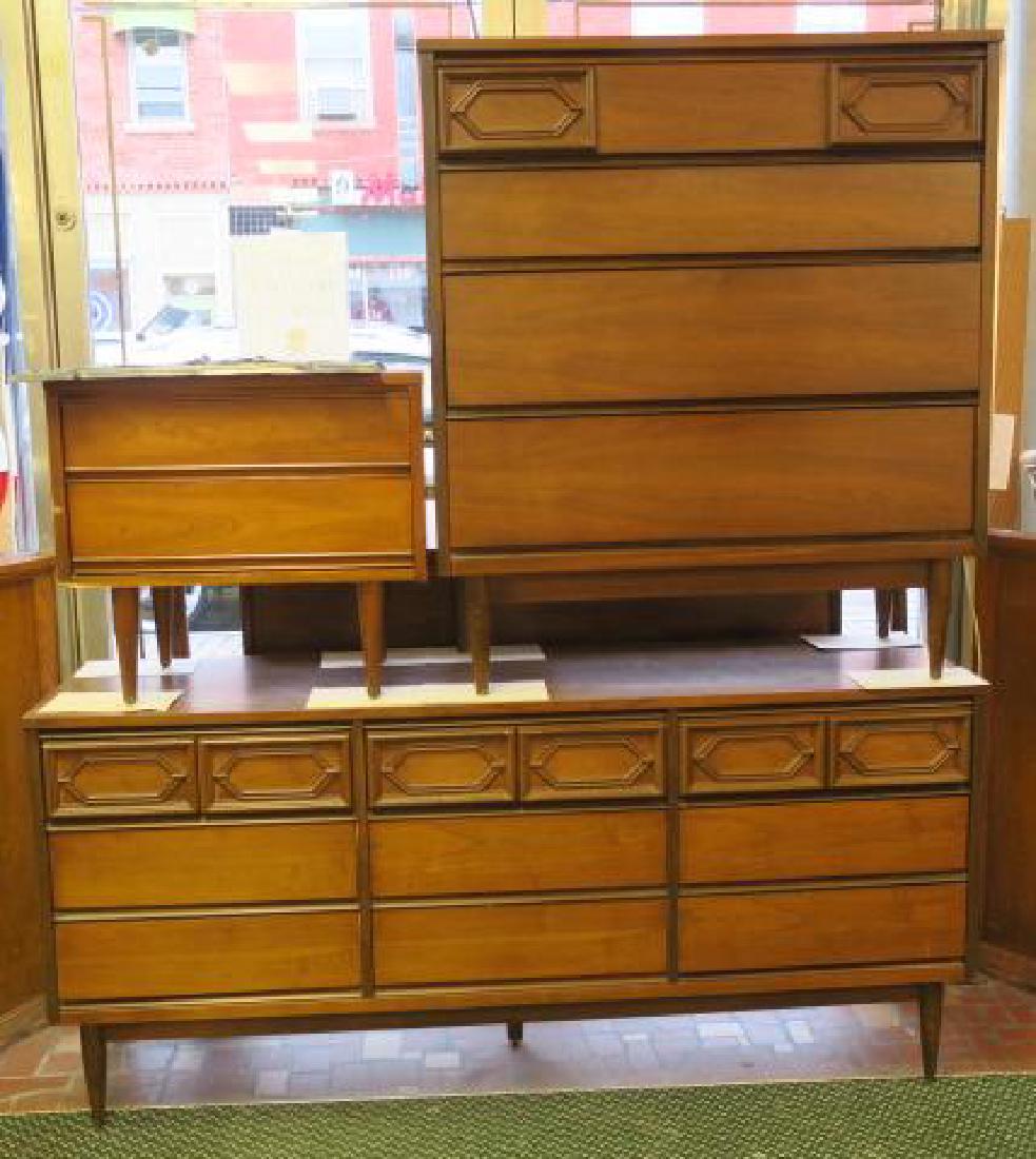 Five Piece Mid-Century Bedroom Suite:: Five Piece Mid-Century Bedroom Suite: Full Size Headboard with Metal Bed Frame. Nine Drawer Dresser is 30"T, 64"W, 13 3/4"D with 41 1/2"T, 25 1/2"W Mirror. Four Drawer Chest is 42"T, 36 1/2"W, 17 3/4"