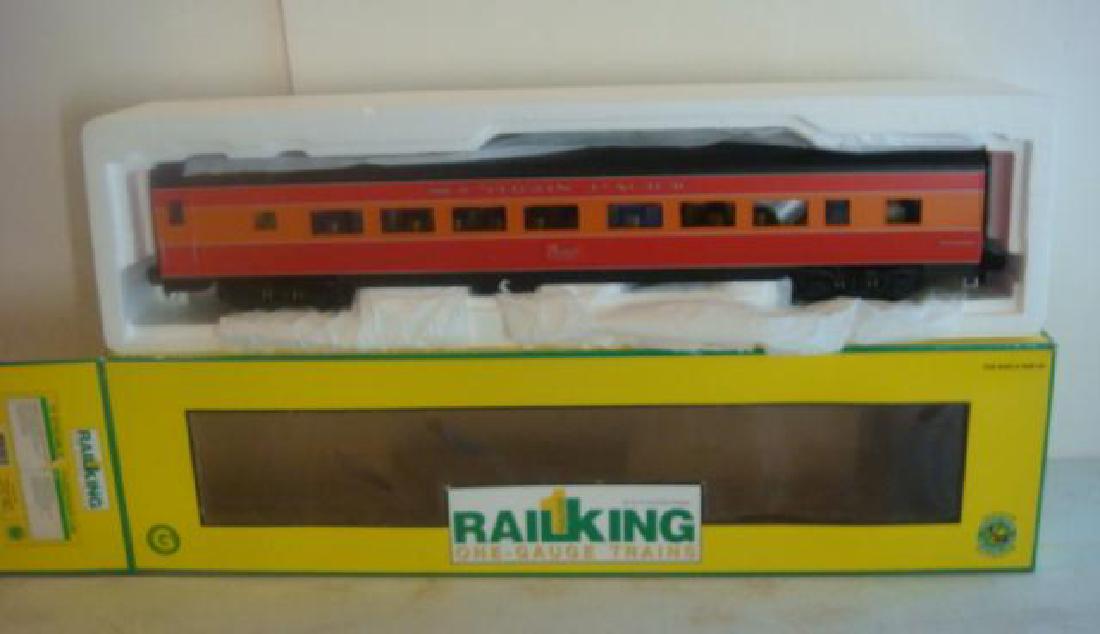 RAIL KING 70-65001-B, 70' SP STREAMLINED PASSENGER CAR (1 of 5)