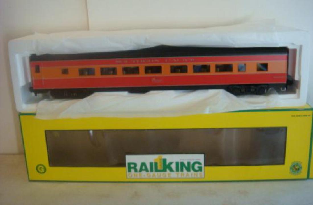 RAIL KING 70-65001-A, 70' SP STREAMLINED PASSENGER CAR (1 of 5)