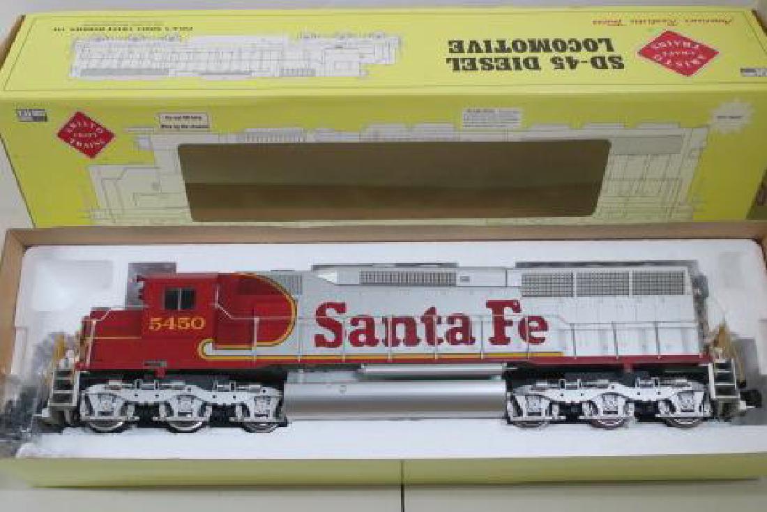 ARISTOCRAFT ART 22491, SANTA FE SD 45 LOCOMOTIVE: (1 of 4)