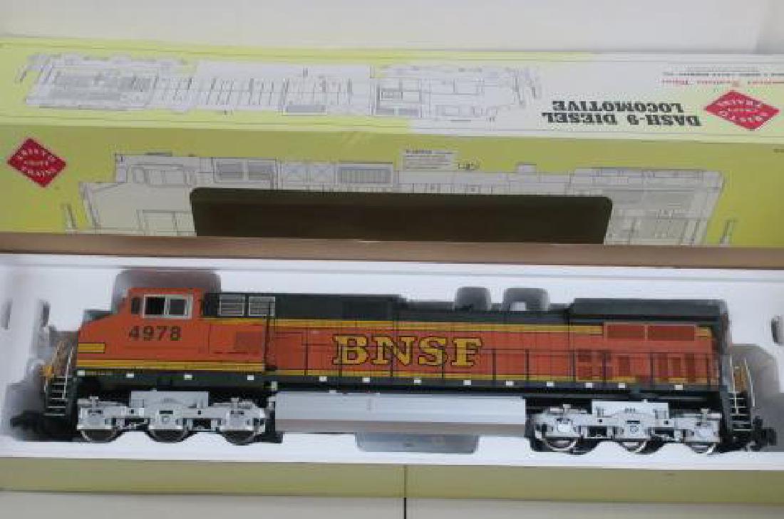 ARISTOCRAFT TRAINS ART 23002B BN&SF DASH 9 Locomotive: (1 of 4)
