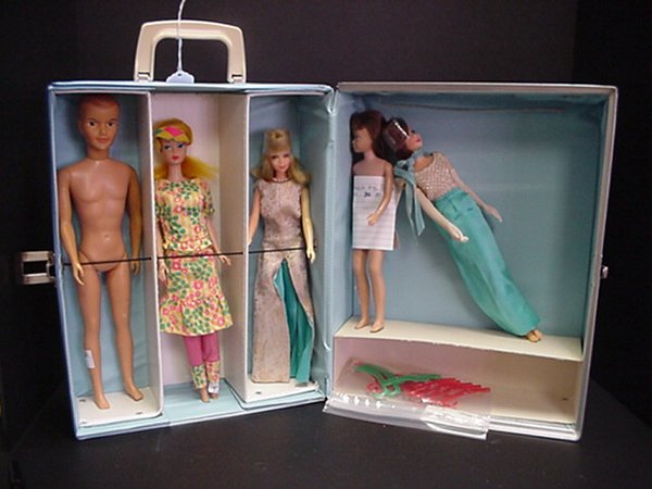 Barbie and Friends in Barbie Trunk: Barbie and Friends in Barbie Trunk: Includes 5 Dolls. Francie 1967 Turn and Twist, 1965 Bendable Leg Skipper, Two 11" Vinyl Girls and Ideal Male Doll. Compartmented Carrying Case has Hangers.