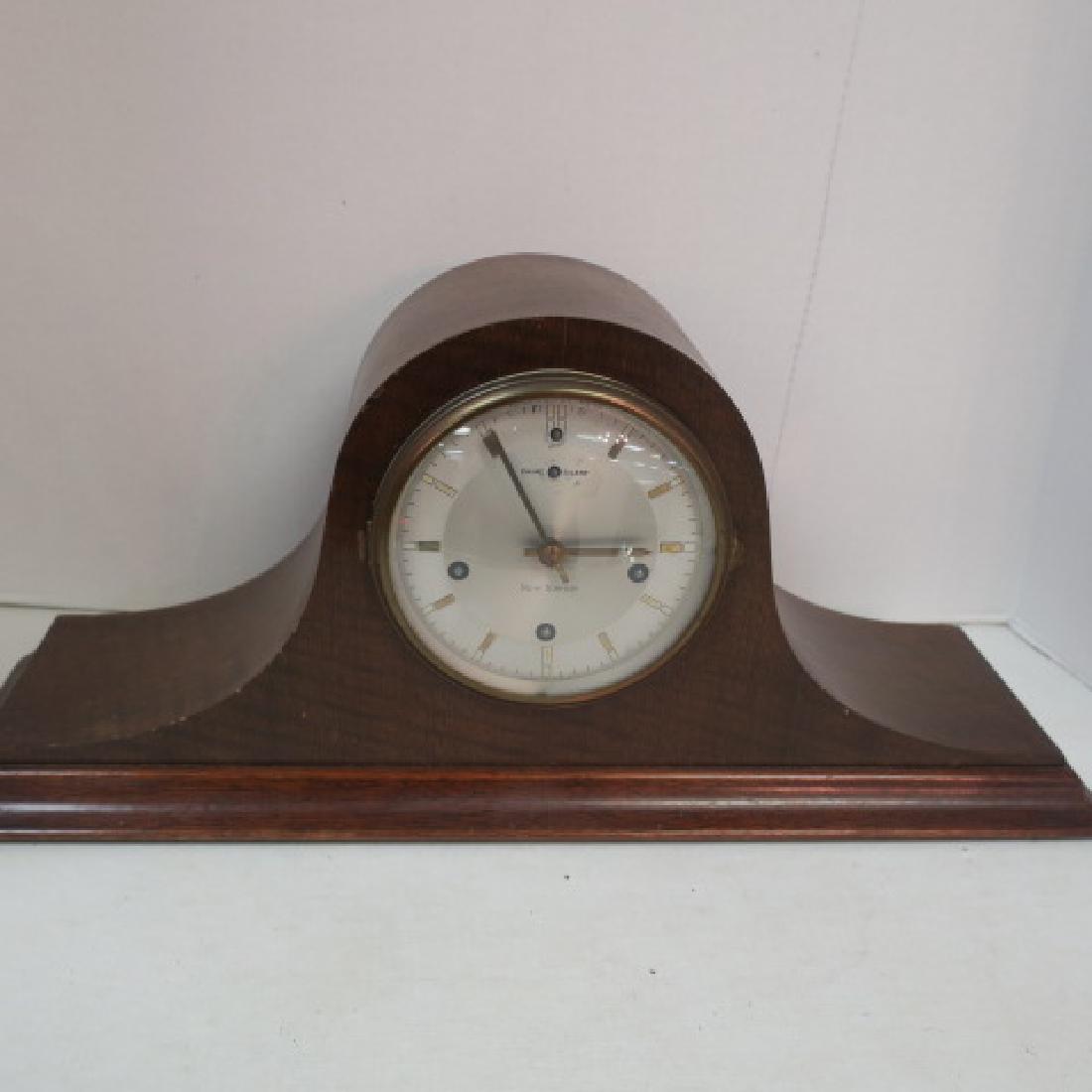 Art Deco NEW HAVEN Chime Silent Tambour Clock