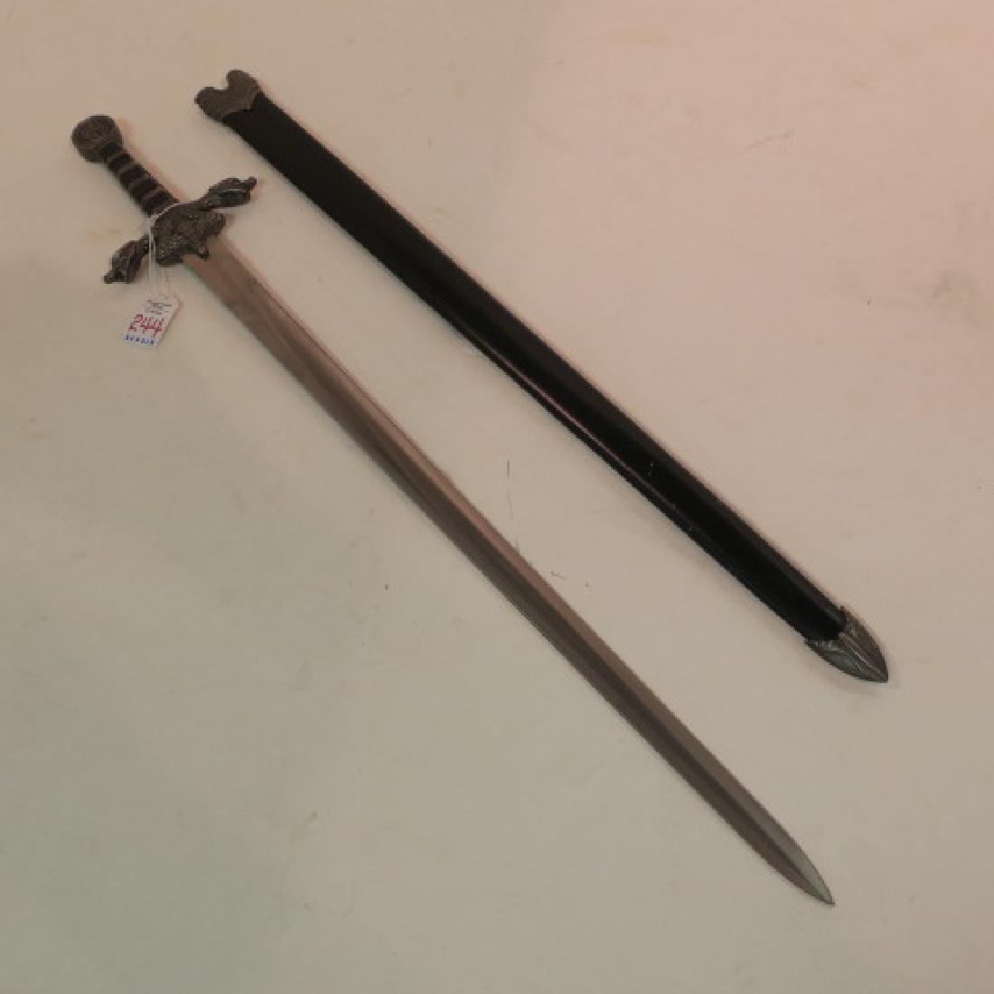 Dragon Decorated Small Sword of Arya Stark:: Dragon Decorated Small Sword of Arya Stark: Like Arya's "Needle" the Small sword Emphasizes Speed and agility with Quick thrusting Attacks. Dragon Decorated Hilt with Metal & Compo Handle and compo Sc