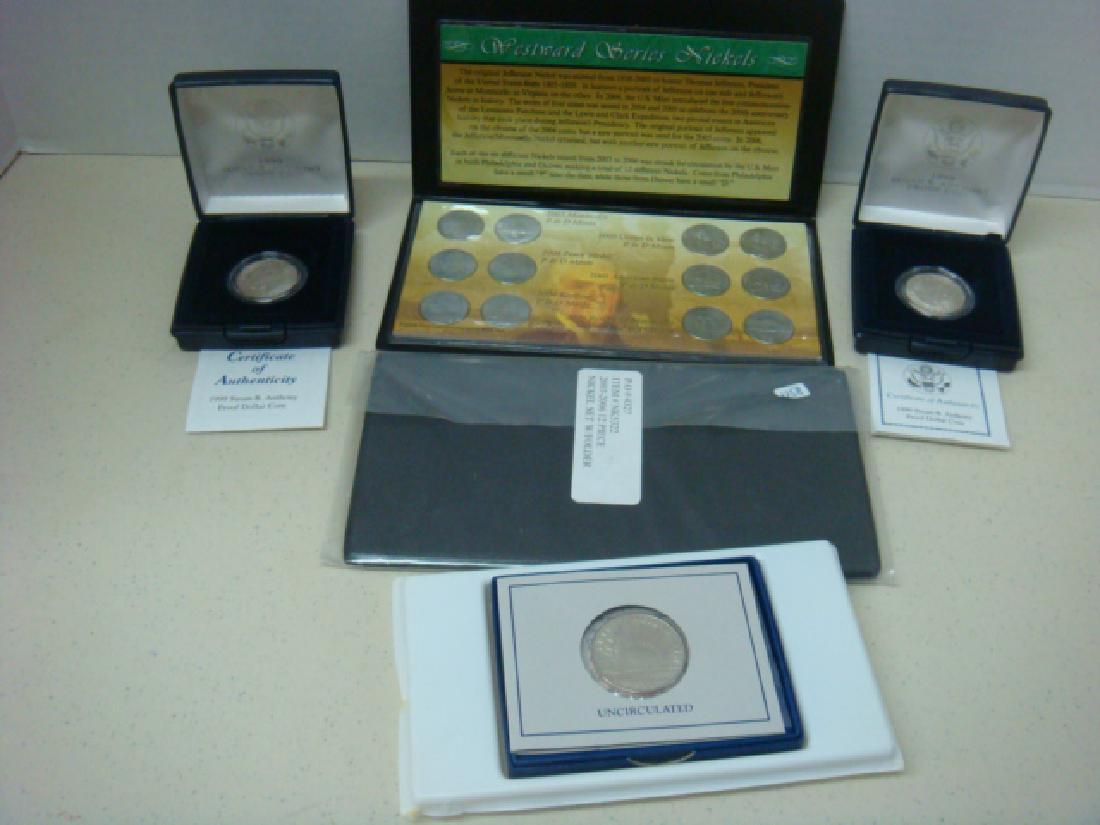 US MINT Collectible Coins and Sets (1 of 4)