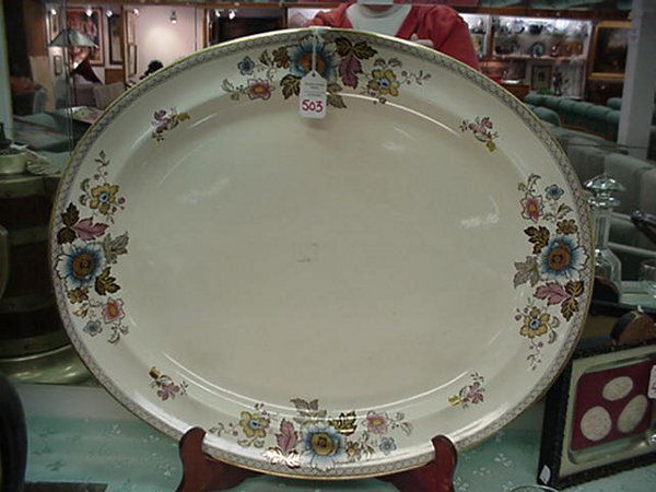 Large 19th C. Wedgwood Oval Turkey Platt: Large 19th C. Wedgwood Oval Turkey Platter: Ecru Ground with 4 Sprays of Blue and Pink Florals on Rim. 21" X 17 1/2".