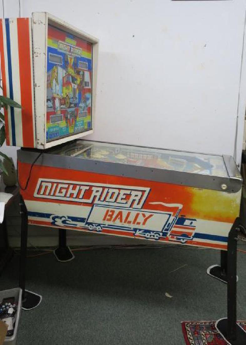 RARE BALLYS "NIGHT RIDER" Pinball Game EM Version:: RARE BALLYS "NIGHT RIDER" Pinball Game EM Version: Solid State 1977 Pinball Game (pinsideID 1133) Manufactured by the Bally Manufacturing CO. Four Player, 10 Drop Targets, Super Fast Pinball Action. F