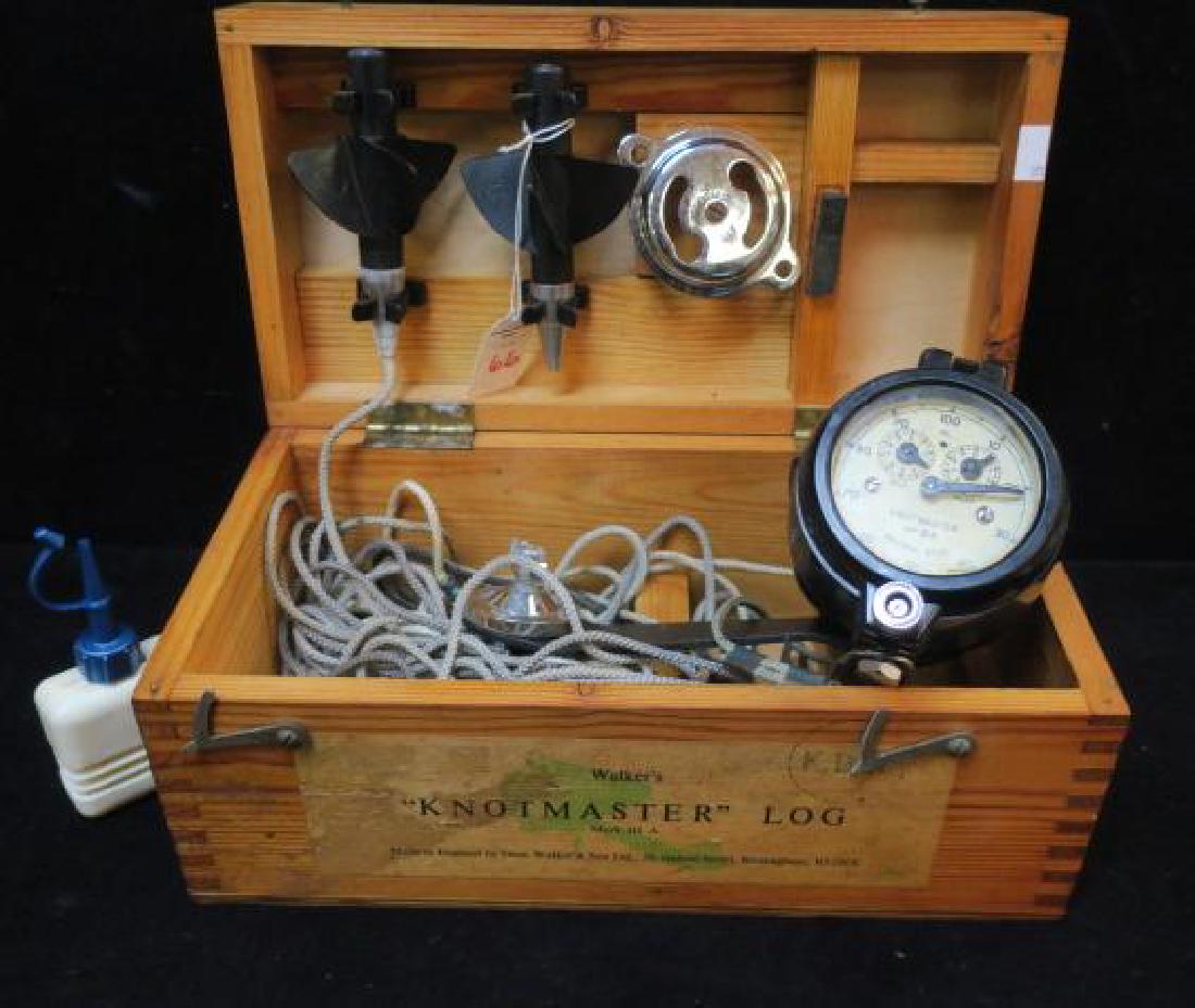 WALKERS "KNOTMASTER" TAFFRAIL LOG, MARK III A in Box:: WALKERS "KNOTMASTER" TAFFRAIL LOG, MARK III A in Box: Taffrail Log Kit in Fitted Case with Finger Ducktails 6 1/4" x 12 1/4" x 6 3/8". Two Spinners, Two 30 Ft Lengths of Rope, Knot Meter and Mounting 