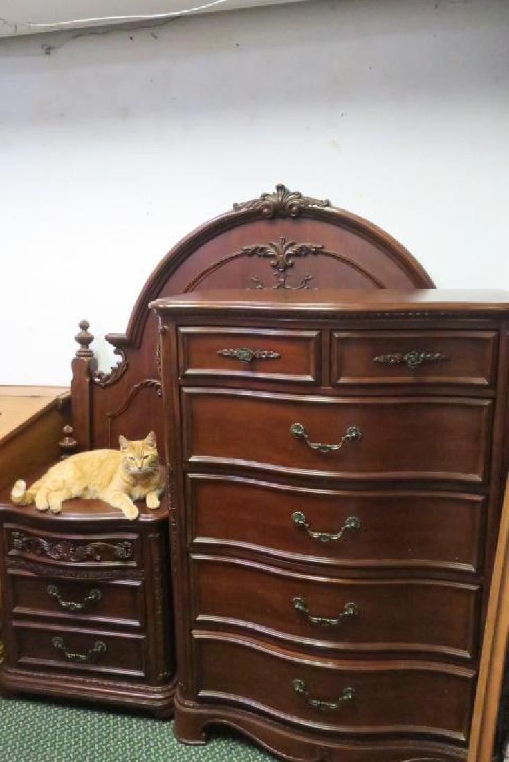Three PC. Mahogany Queen Size Bedroom Set:: Three PC. Mahogany Queen Size Bedroom Set: Includes 6 Drawer Chest with Serpentine Front, Metal Pulls, Gracefully Curved Apron. 4'2"T X 35"W. 3 Drawer Night Stand and Arched Headboard With Fluted Flam