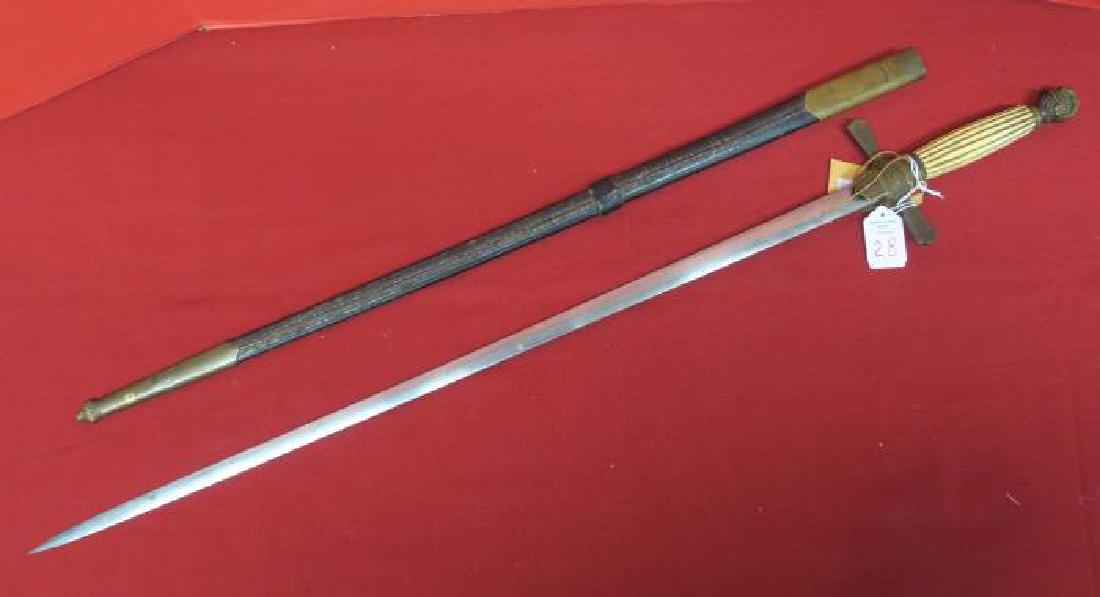 US MILITIA STAFF OFFICERS' SWORD CA 1840;: US MILITIA STAFF OFFICERS' SWORD CA 1840; Popular sword with Militia Staff Officers in the United States. Knight's Helmet Pommel, Bone Reeded Grip, Cast Brass Hilt, Straight Double-edged Elliptical 25