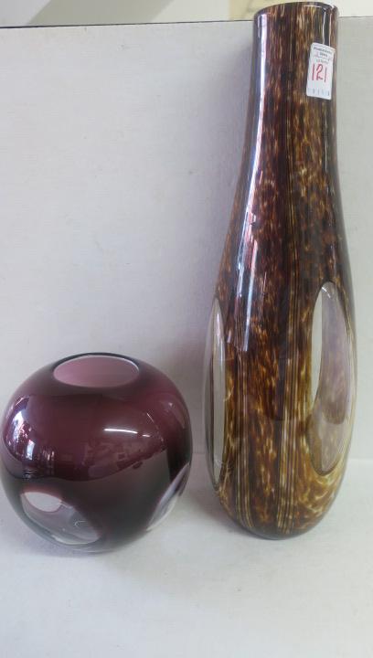 For Auction Large Brown White And Clear Cased Glass Vase 121