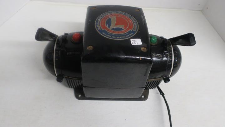 LIONEL MULTI-CONTROL TRAINMASTER TYPE ZW TRANSFORMER:: LIONEL MULTI-CONTROL TRAINMASTER TYPE ZW TRANSFORMER: 275 Watt, 115 Volts 60 Cycle. Perfect for running multiple Trains on Your Big Layout. (250-500)