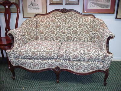 616: Renaissance Revival Style Loveseat: