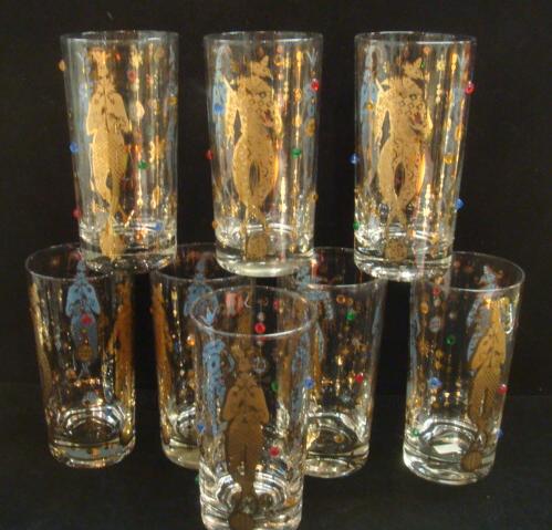 Mid-Century Modern CULVER MARDI GRAS Highball Glasses:: Mid-Century Modern CULVER MARDI GRAS Highball Glasses: 1950's Harlequin Barware to Celebrate Fat Tuesday. The Jester is in 3 Different Positions, Playing Instruments, With Applications of 22KT Gold an