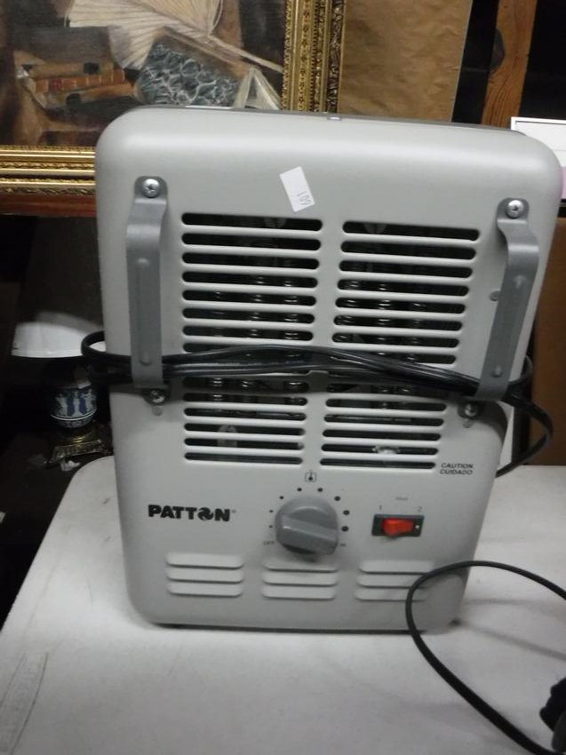 PATTON Electric Floor Heater: PATTON Electric Floor Heater 15" x 9" x 6". (50-100)