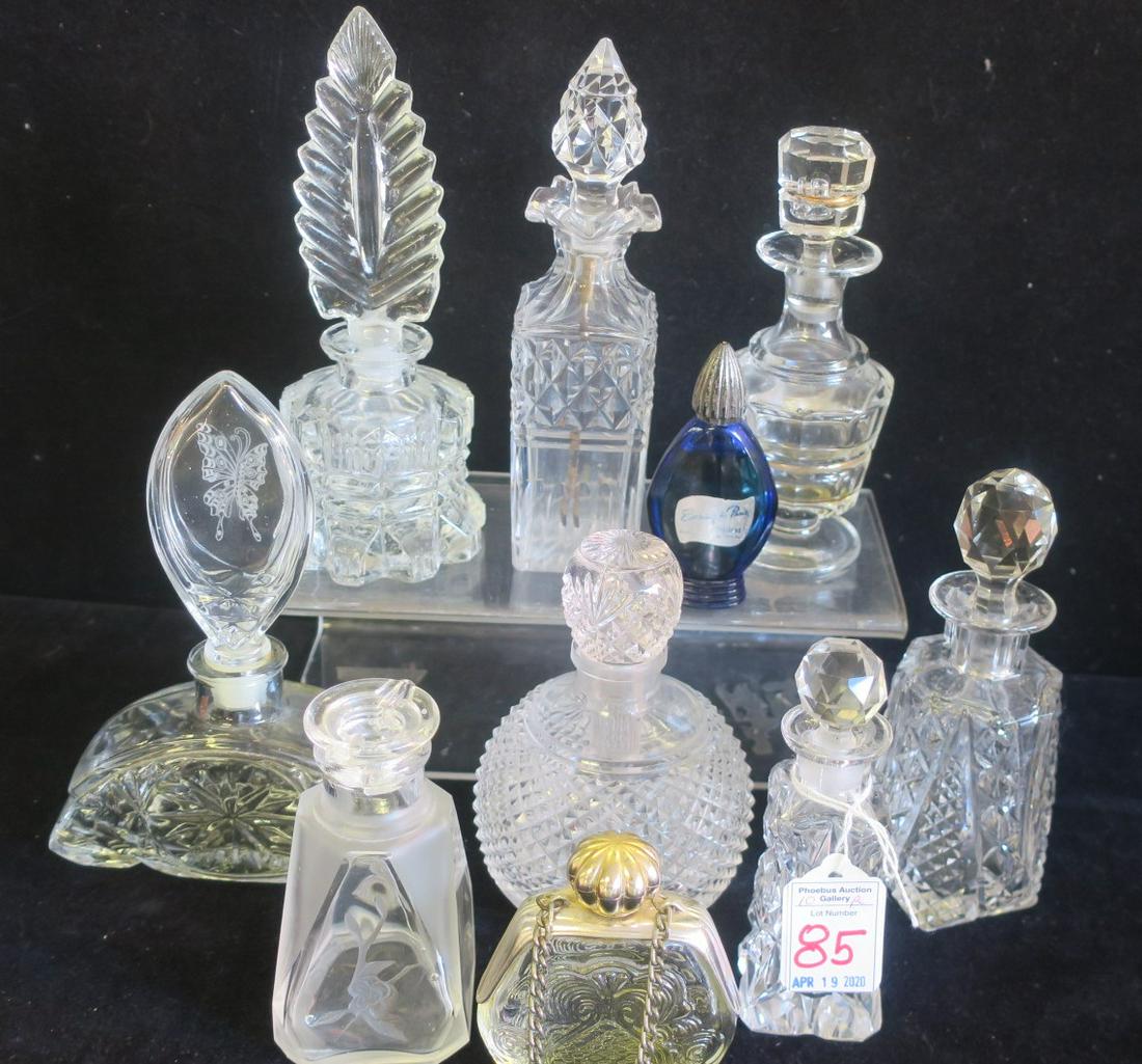 17) ASSORTED OLD GLASS BOTTLES Jun 28 17) ASSORTED OLD GLASS BOTTLES Jun 28