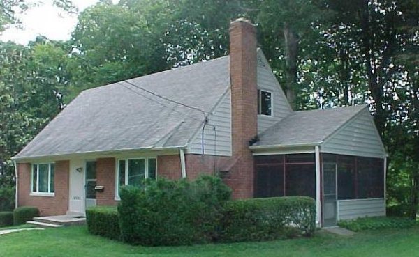 5 Bedroom Home in Springfield Virginia on Large Wo