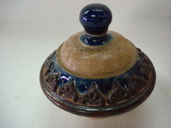 ROYAL DOULTON LAMBETH Covered Vase - 4