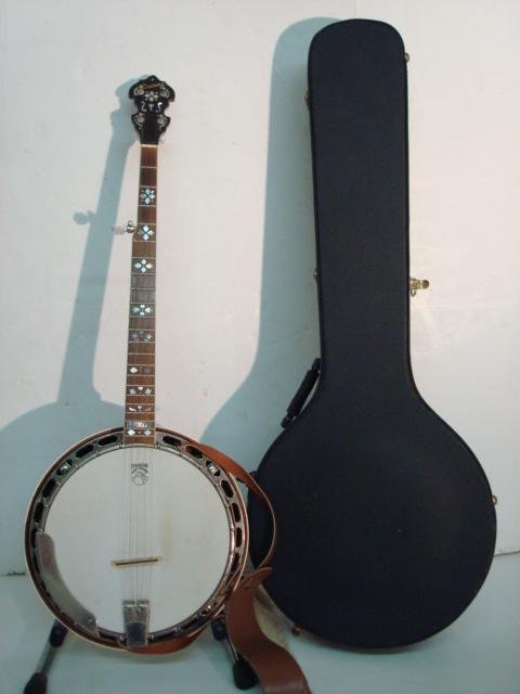 DEERING GOLDEN ERA Model 5 String Banjo