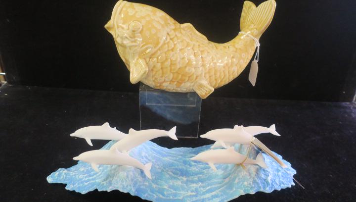 JOHN PERRY School of Dolphins and Ceramic Fish:: JOHN PERRY School of Dolphins and Ceramic Fish: Signed John Perry School of Dolphins Swimming Wave Dated 1999, Made of Pellucida, a Durable Resin Compound Developed by the Artist. 15"L, 5 1/4"W. Origi