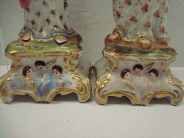 Hand painted Porcelain Figurines of the Holy Family - 4