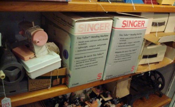 9 Vintage Toy and Young Adult Sewing Machines: 223. 9 Vintage Toy and Young Adult Sewing Machines: Includes Vulcan Chain Drive, Vulcan Minor, Sew and Play, Tiny Taylor Mending Machines 600 and 600X, 2 Singer Little Touch, Sears Lockstitch, Kidimat