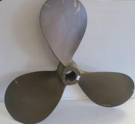 Brass Tug Boat SUZIE 3 Bladed 28" Diameter Propeller:: Brass Tug Boat SUZIE Three Bladed 28" Diameter Propeller: (400-600)