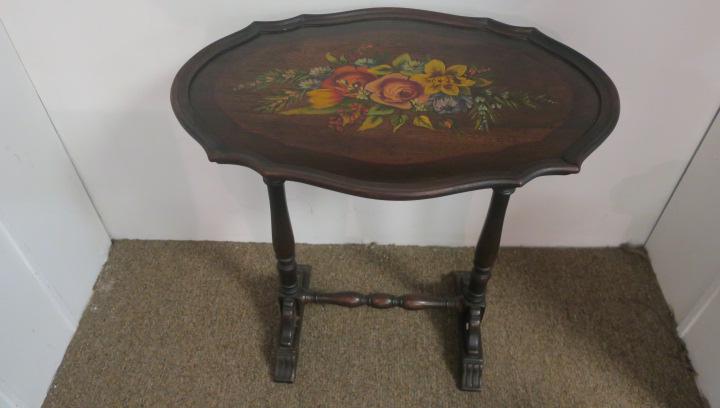 KITTINGER Small Hand Painted Accent Table:: KITTINGER Small Hand Painted Accent Table: Molded Bracket Edge Oval Table Top Surrounds Hand Painted Colorful Floral Bouquet of Roses, Tulips and More. Set on 2 Turned Legs with Trestle Base. Grooved