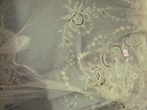 Antique French Lace Full Size Bed Cover: