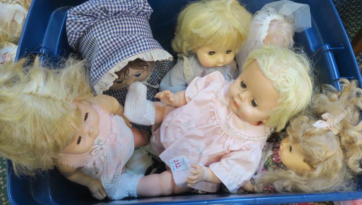 Seven Assorted Vintage Doll:: Seven Assorted Vintage Doll: Deluxe Reading Corp 1965 and Mattel Battery Powered Dolls, 1987 Cititoy Doll, Horsman 1960 Drink and Wet Doll. Mattel 1961 Sister Belle Doll (Missing Pull String), Eugene