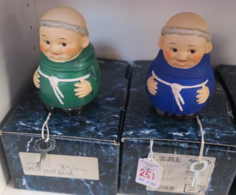 GOEBEL, Pair of FRAIR TUCK BANKS Green and One Blue:: GOEBEL, Pair of FRAIR TUCK BANKS Green and One Blue: Limited Editions, Blue is 18/300, Green is 174/300. Each 4 1/4" Tall. In Original Packaging with keys. (100-200)