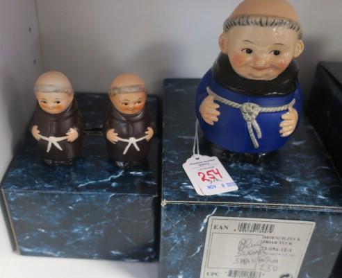 GOEBEL, FRIAR TUCK BLUE SUGAR SHAKER and 2 FIGURINES:: GOEBEL, FRIAR TUCK BLUE SUGAR SHAKER and 2 FIGURINES: Two Small Friar Tuck Figurines and 4" Tall BLUE SUGAR SHAKER. In Original Packaging. (50-100)