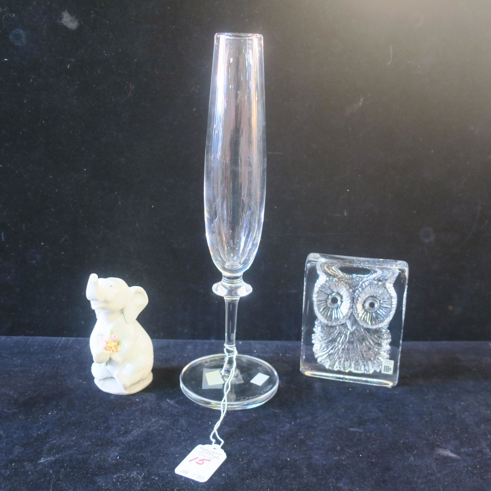 LLADRO Elephant #6464 and DAUM Owl Paperweight & Vase: (1 of 5)