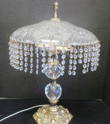 Vintage Clear Crystal Table Lamp with Prisms: (1 of 4)