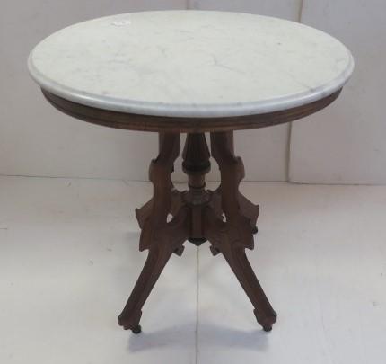 Victorian Oval Marble Top Walnut Tea Table. (1 of 4)