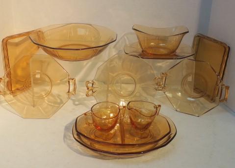 Twelve Pieces of Elegant Amber Glassware: (1 of 4)