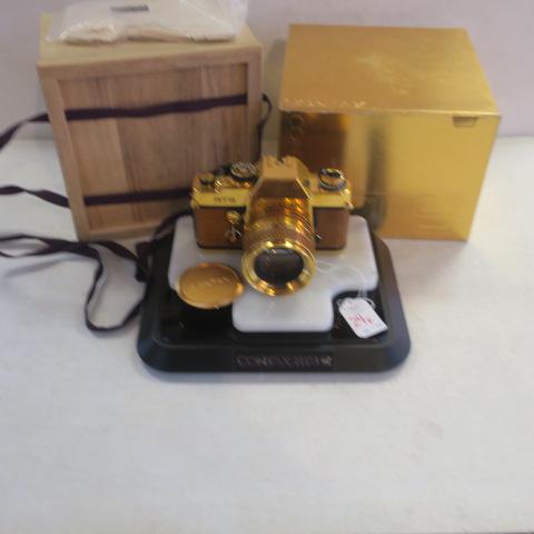 Special CONTAX 35mm Single Lens Reflex Camera: (1 of 4)