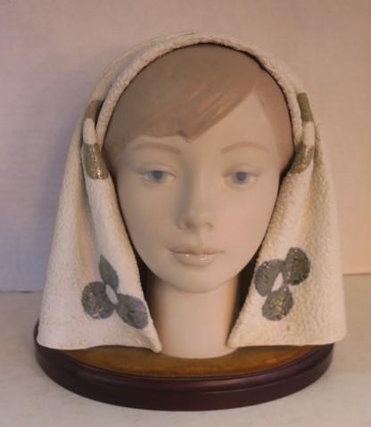 LLADRO, "GIRLS HEAD" by FULGENCIO GARCIA, 1969: (1 of 3)