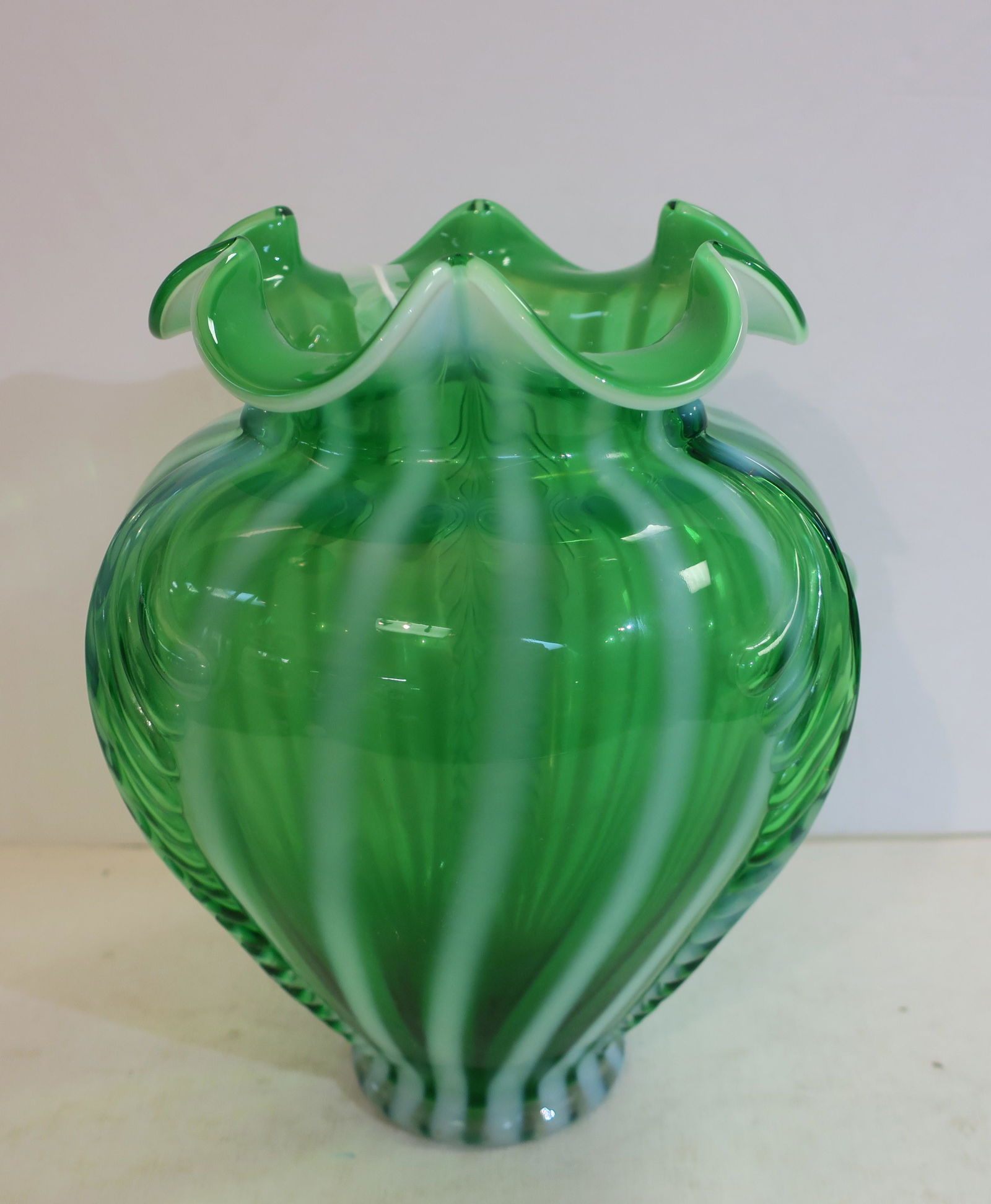FENTON Emerald Green Feather Optic Vase: Three Molded (1 of 3)