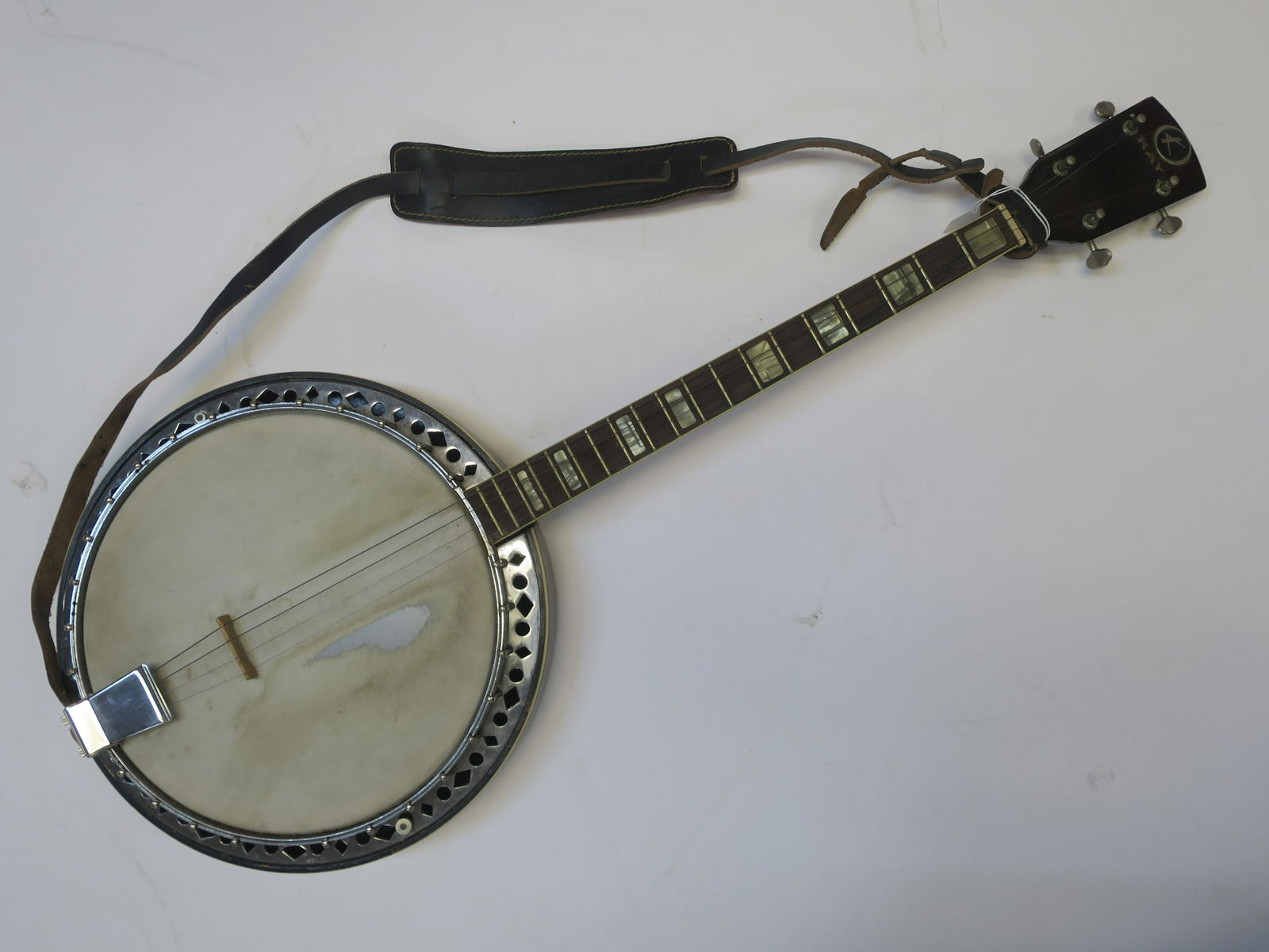 Vintage Kay 5 String Banjo with Case: 1970's Folk (1 of 5)