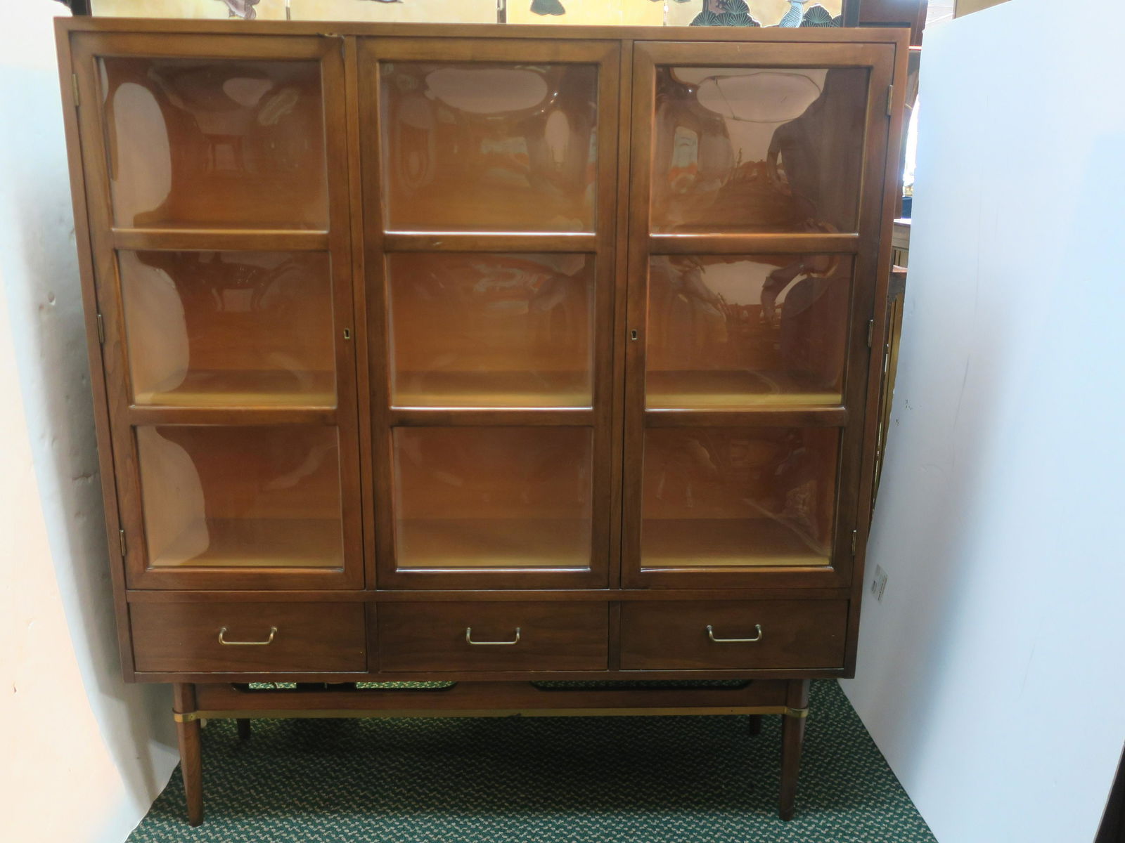 Mid-Century Modern Display Cabinet with Bubble Glass: (1 of 3)