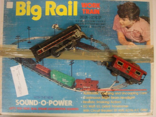 MARX Big Rail Set and Electric Train and Caboose:: MARX Big Rail Set and Electric Train and Caboose: Marx 5 Car Remote Control Electric Train Set with Track, Transformer and Accessories in Original Box. Metal Electric Unmarked Engine and NY Central Li